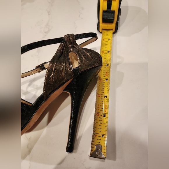Jimmy Choo Black/Gold Disco Snakeskin  T-Strap heels size 37 - Picture 11 of 11